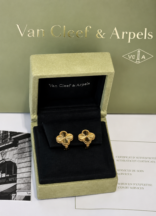 Van Cleef & Arpels Alhambra Onyx Clover Set Necklace Bracelet Earrings