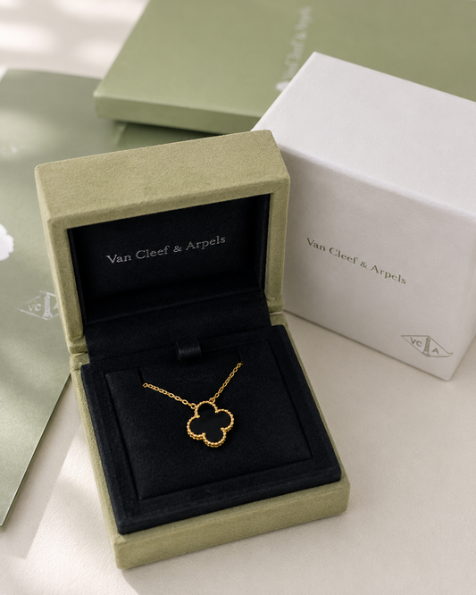Van Cleef & Arpels Alhambra Onyx Clover Set Necklace Bracelet Earrings